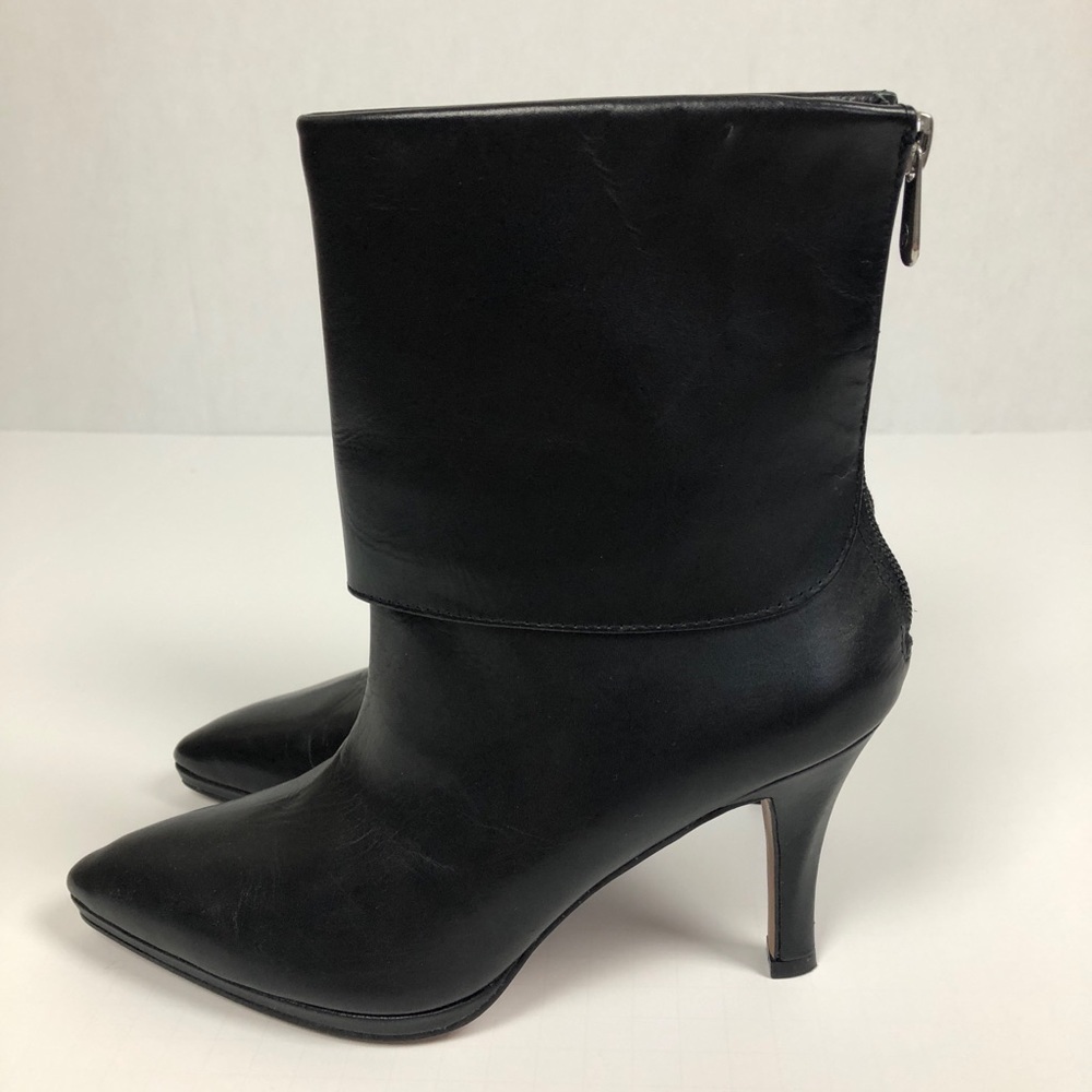 AdrienneVittadini Jael Folded Cuff Bootie - Picture 4 of 15